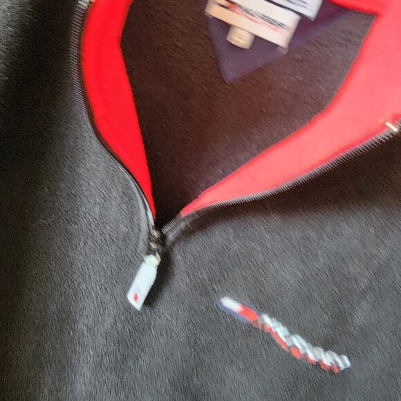 Hilfiger Athletics Men’s XL Black Long Sleeve Black 1/4 Zip Fleece Pullover - Picture 9 of 11